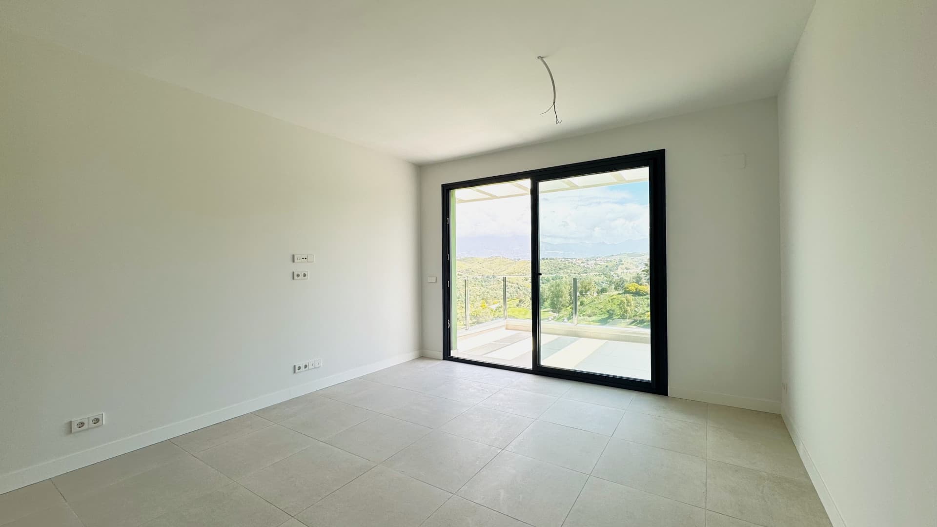 3-bedroom apartment with open golf views for €510,000 in La Cala de Mijas