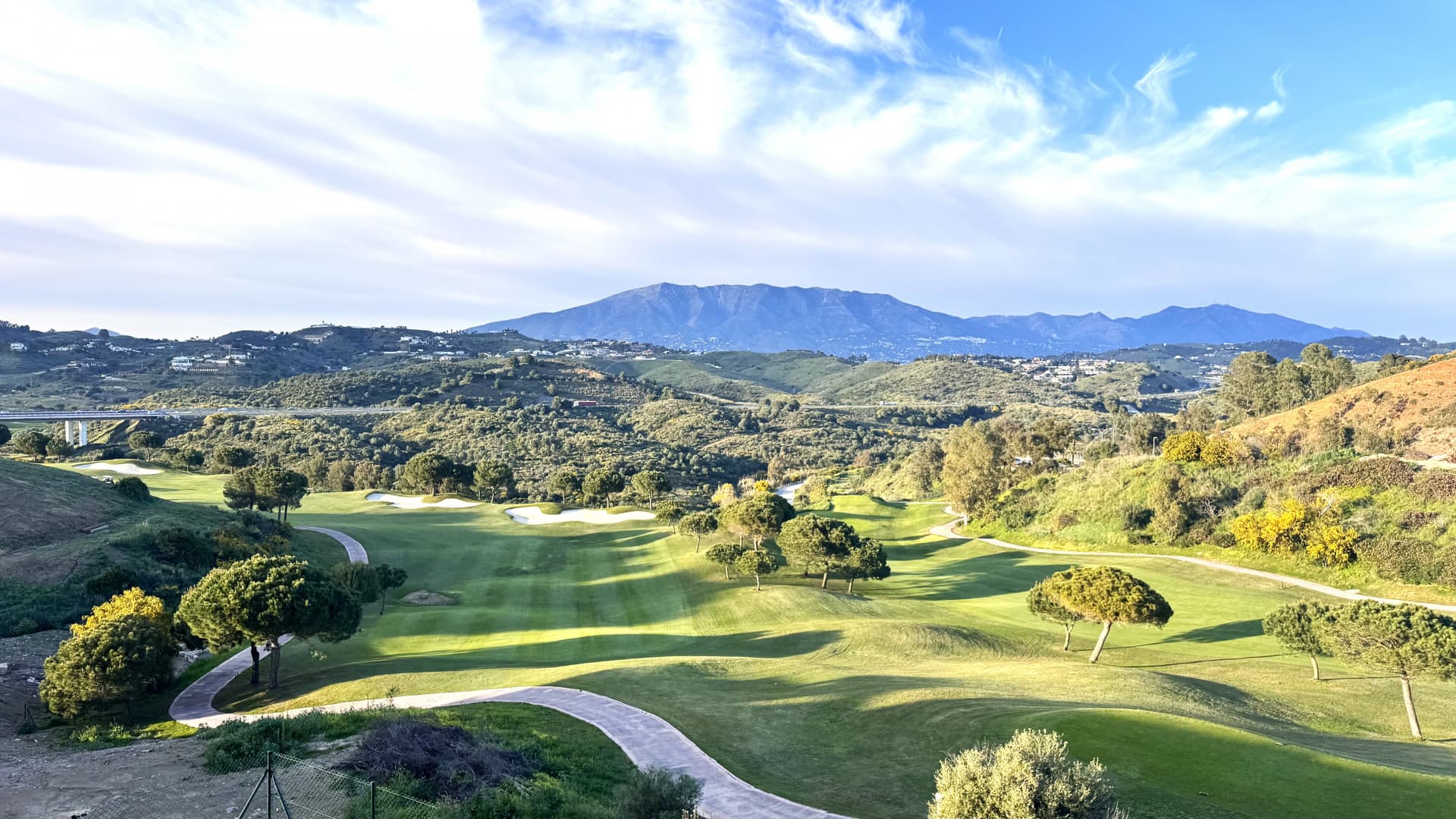 3-bedroom apartment with open golf views for €510,000 in La Cala de Mijas