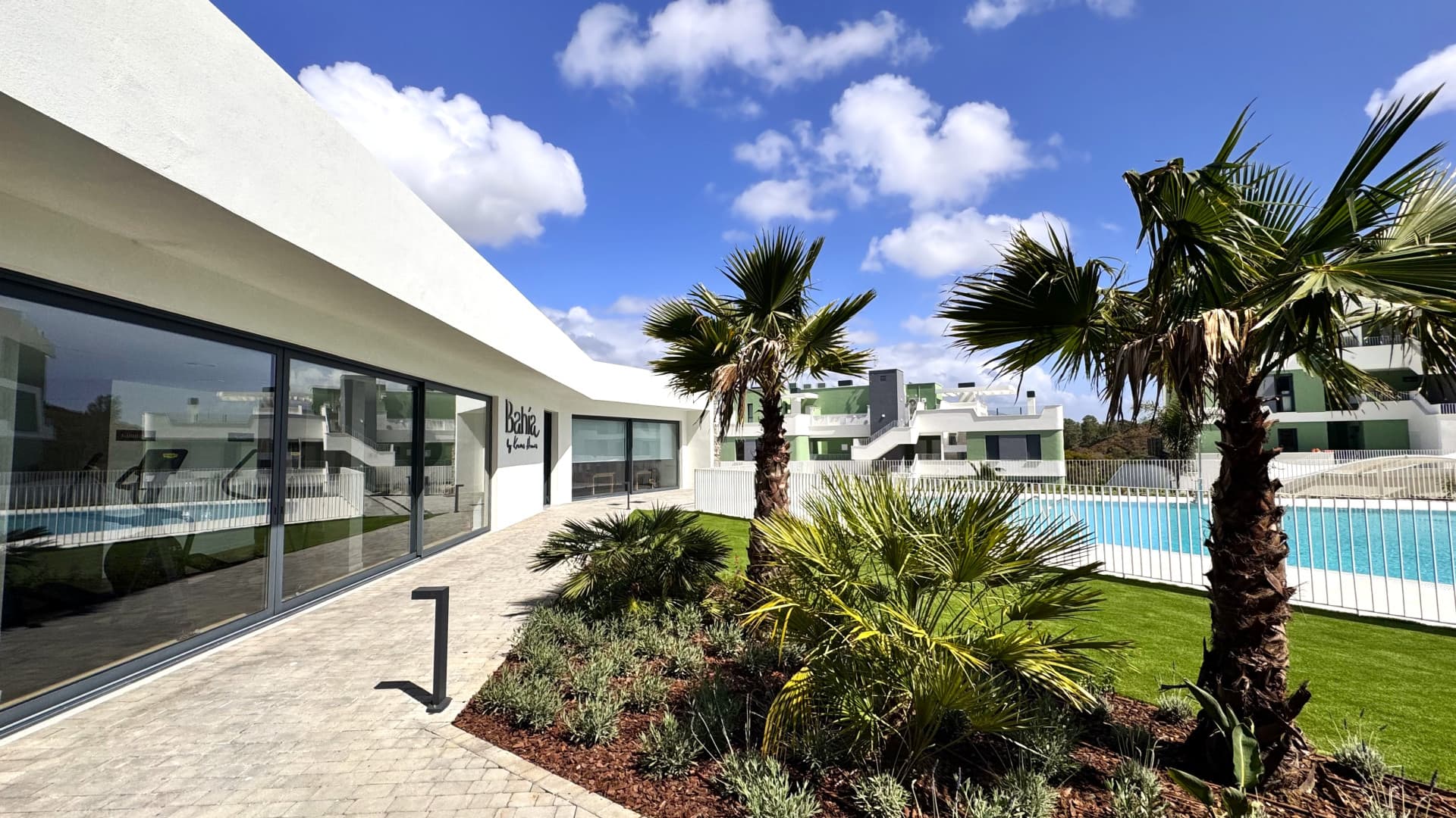 3-bedroom apartment with open golf views for €510,000 in La Cala de Mijas