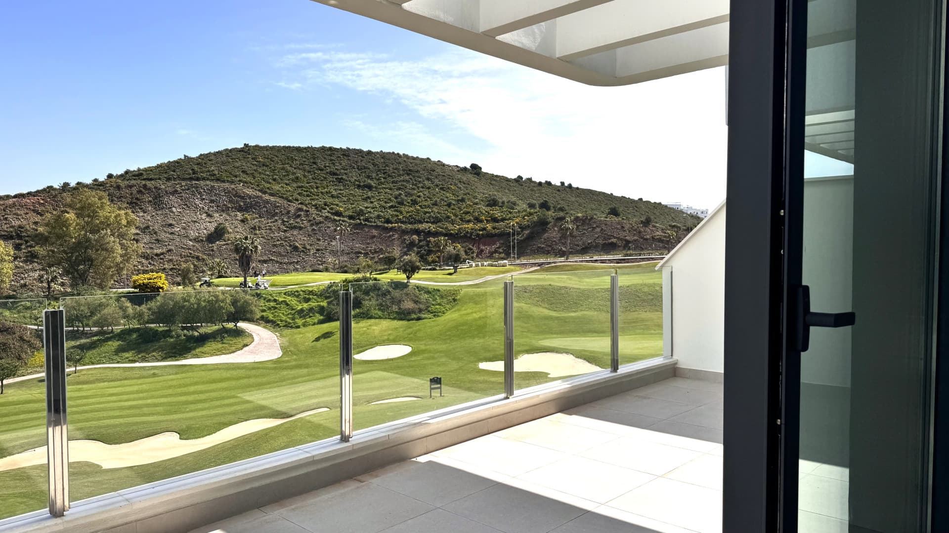 3-bedroom apartment with open golf views for €510,000 in La Cala de Mijas