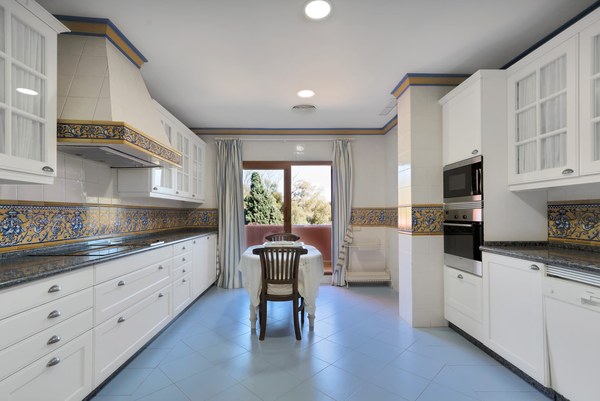 Unique Luxury Triplex Penthouse in Alhambra del Golf IV – Guadalmina Baja