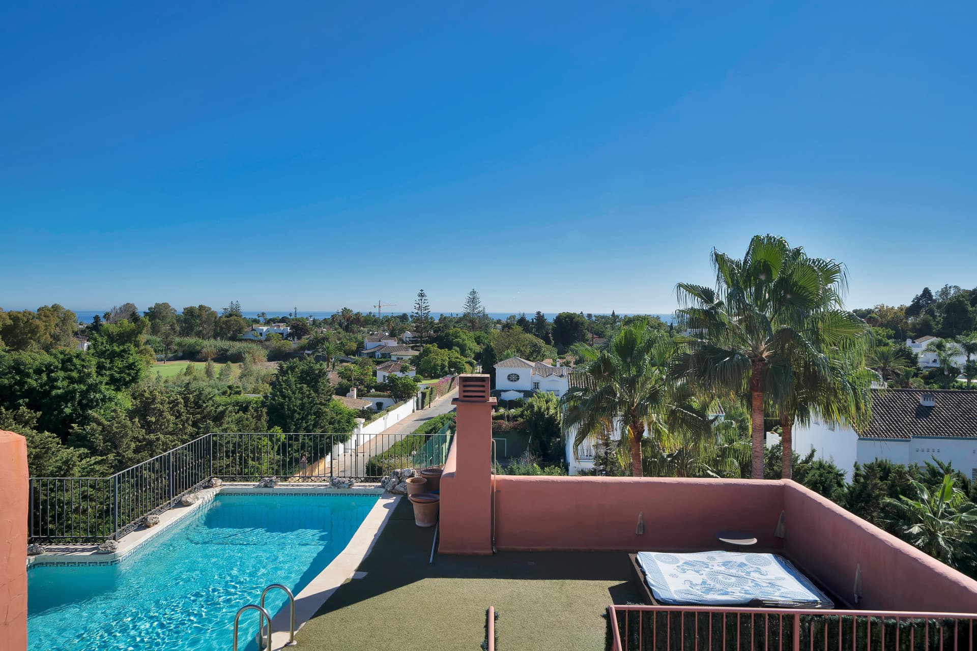Unique Luxury Triplex Penthouse in Alhambra del Golf IV – Guadalmina Baja