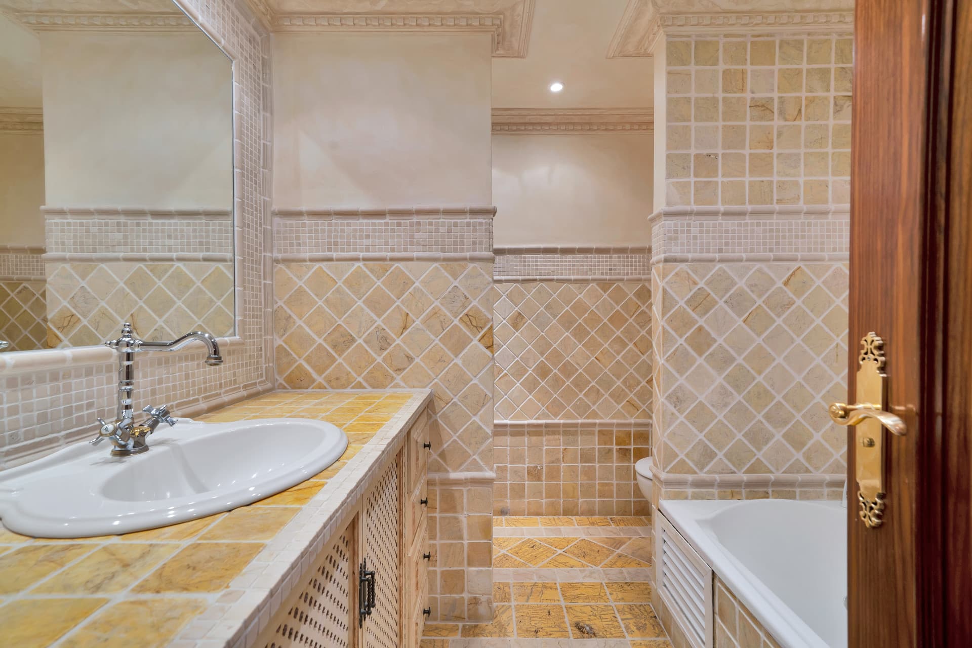 Unique Luxury Triplex Penthouse in Alhambra del Golf IV – Guadalmina Baja