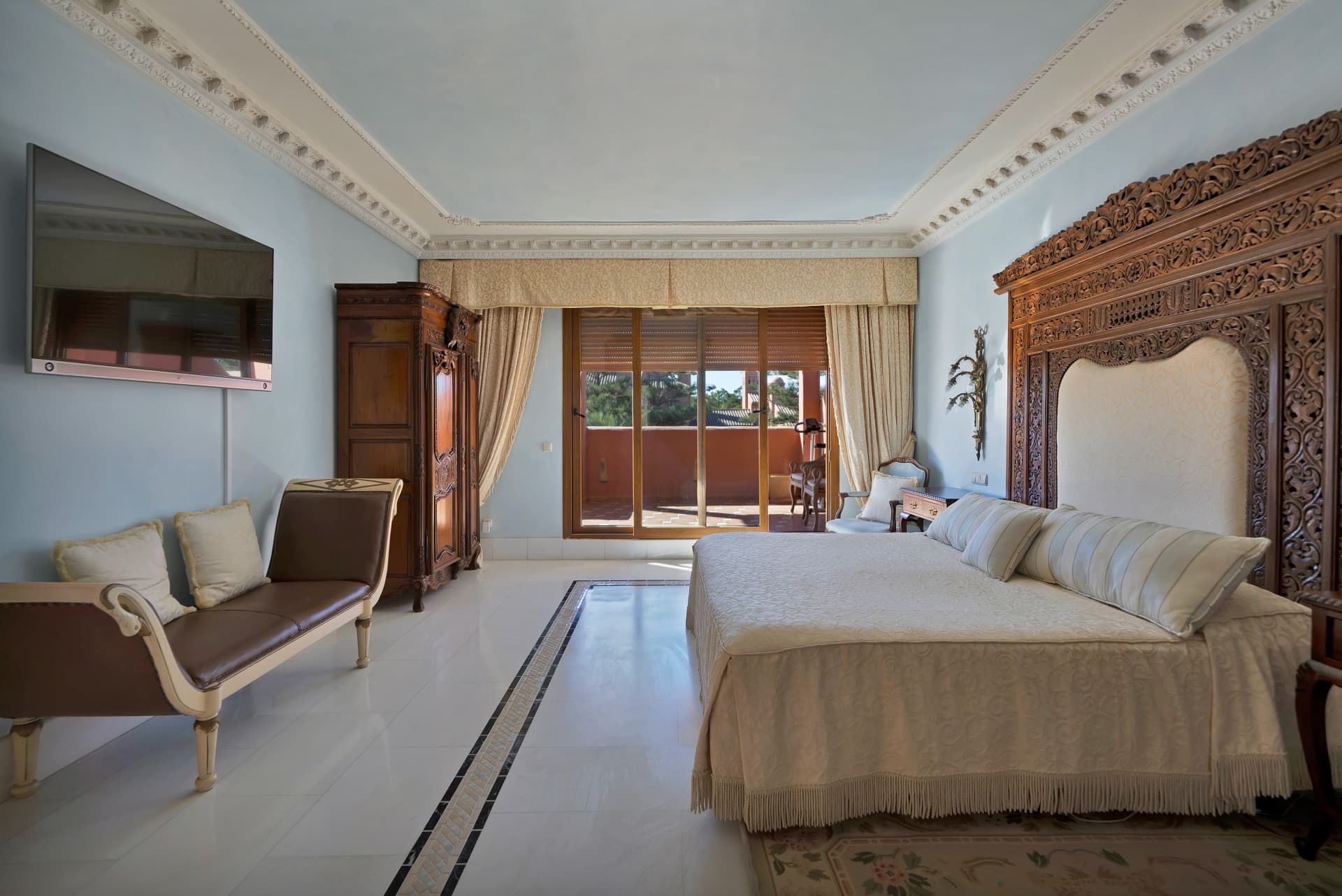 Unique Luxury Triplex Penthouse in Alhambra del Golf IV – Guadalmina Baja