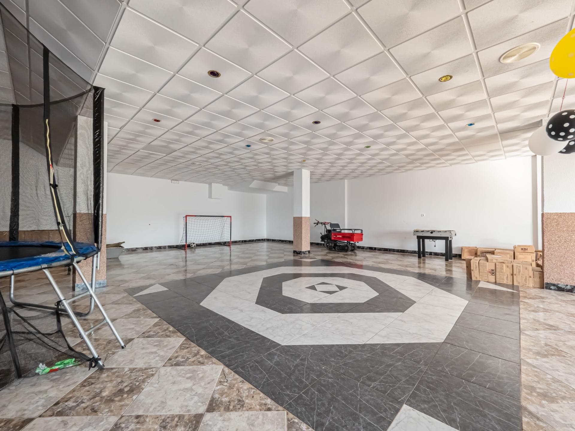 SEMI-BASEMENT IN ALOZAINA