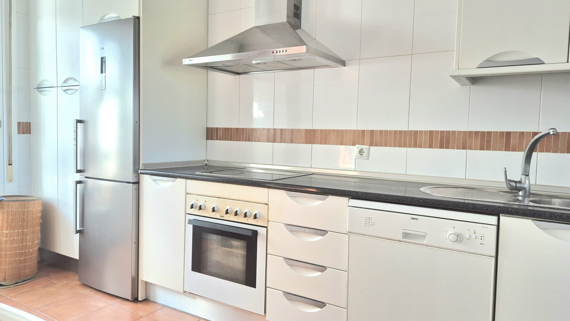 Townhouse with Panoramic Views and Solarium in Alhaurín Golf