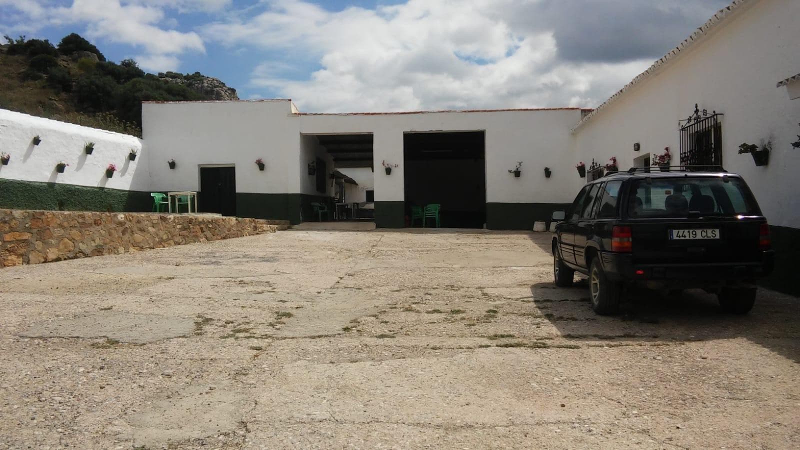 Impressive country estate close to Málaga, possibility to build