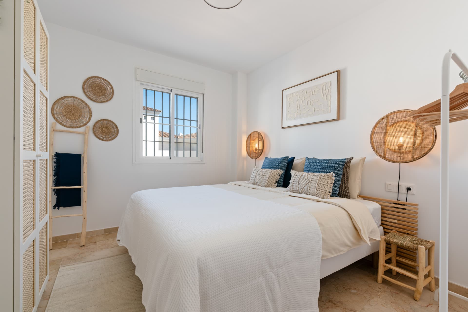 Elegante apartamento de dos dormitorios en Manilva