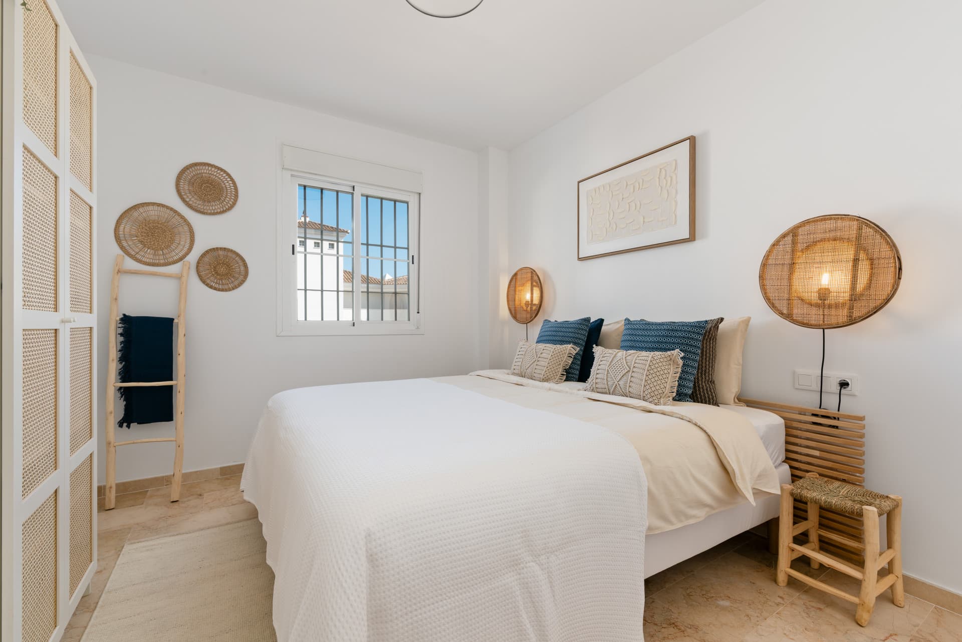 Elegante apartamento de dos dormitorios en Manilva