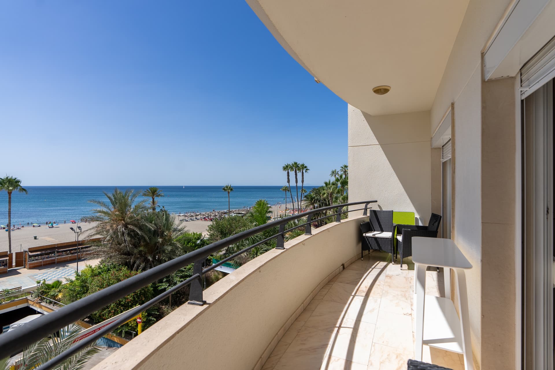 Vivienda con vistas la mar en Avenida España, Estepona