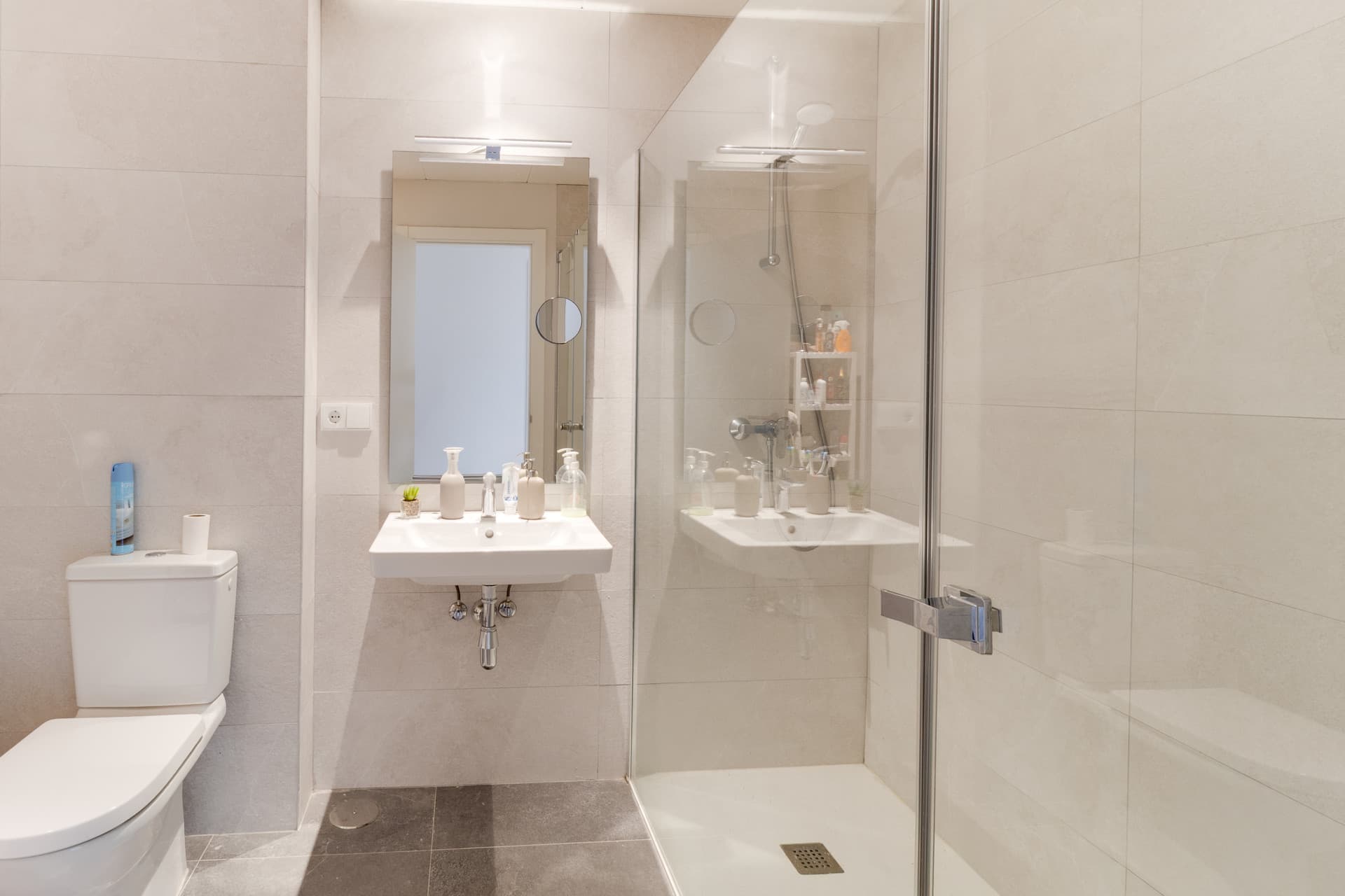 3 bedroom apartment in Wellingtonia