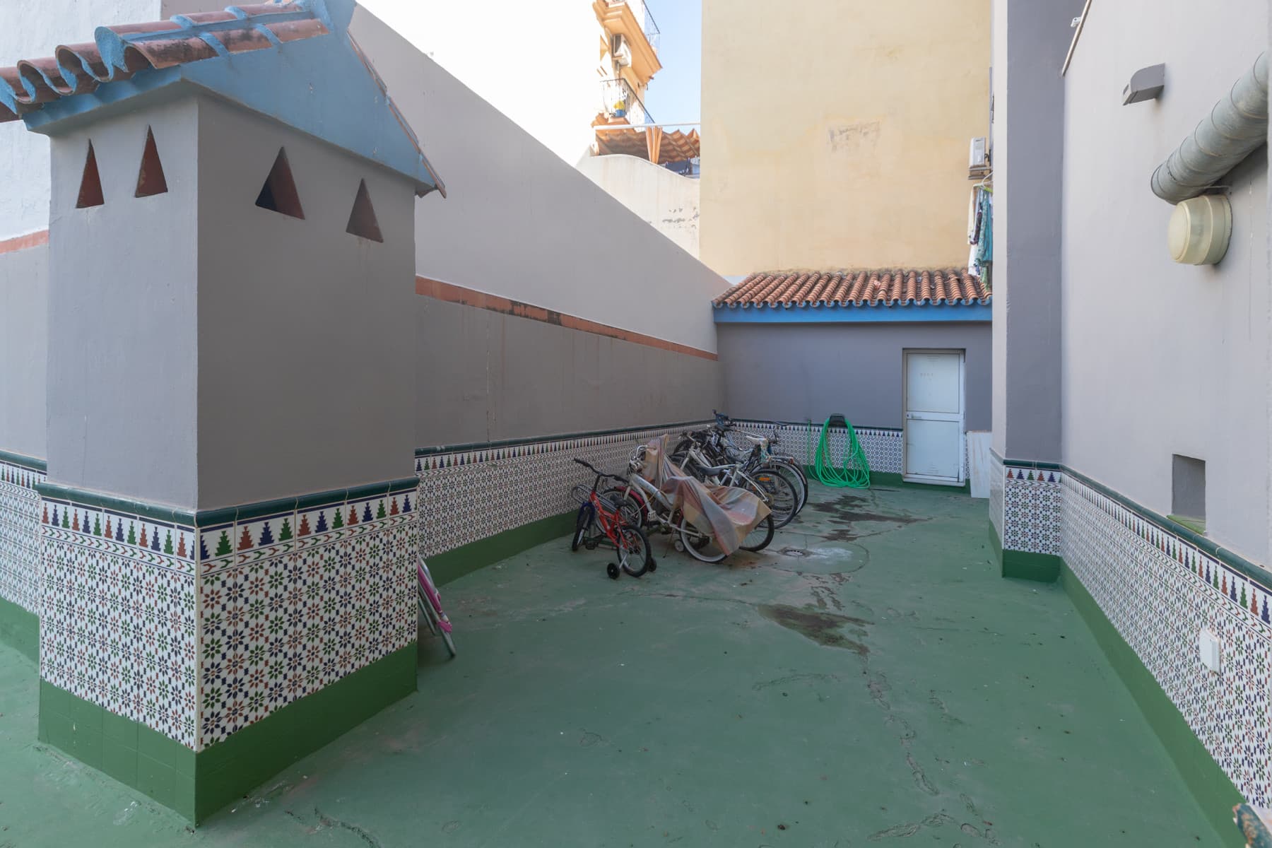 Bright, south-facing 90 m² exterior apartment in Fuengirola