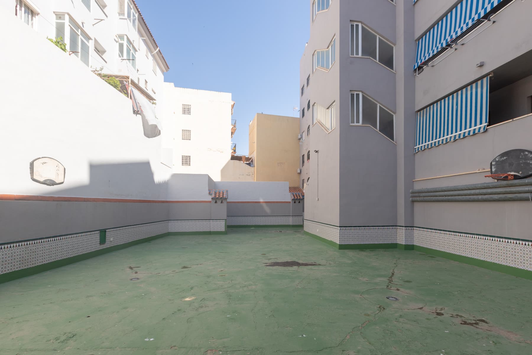 Bright, south-facing 90 m² exterior apartment in Fuengirola