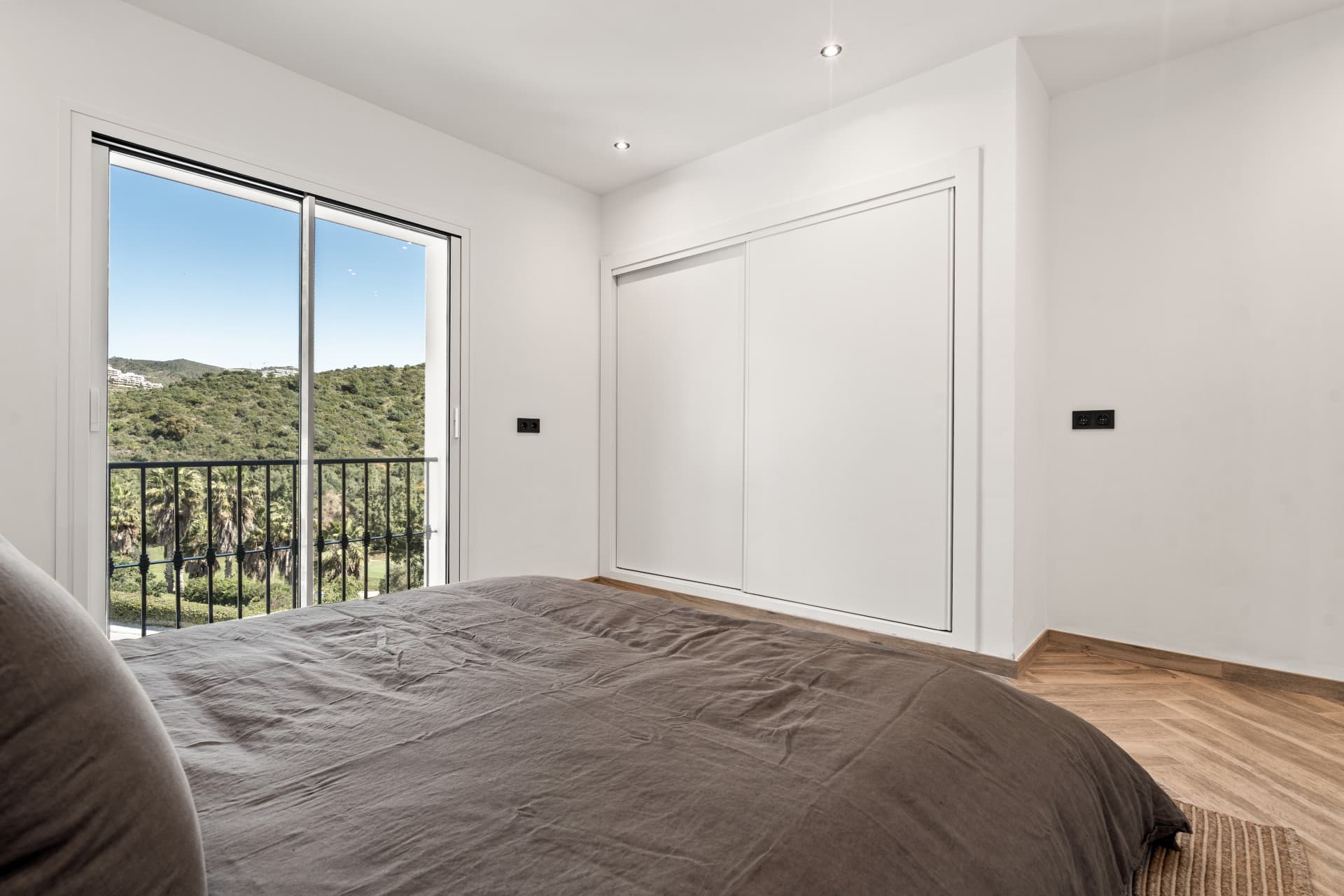fully renovated penthouse in Los Arcos de La Quinta