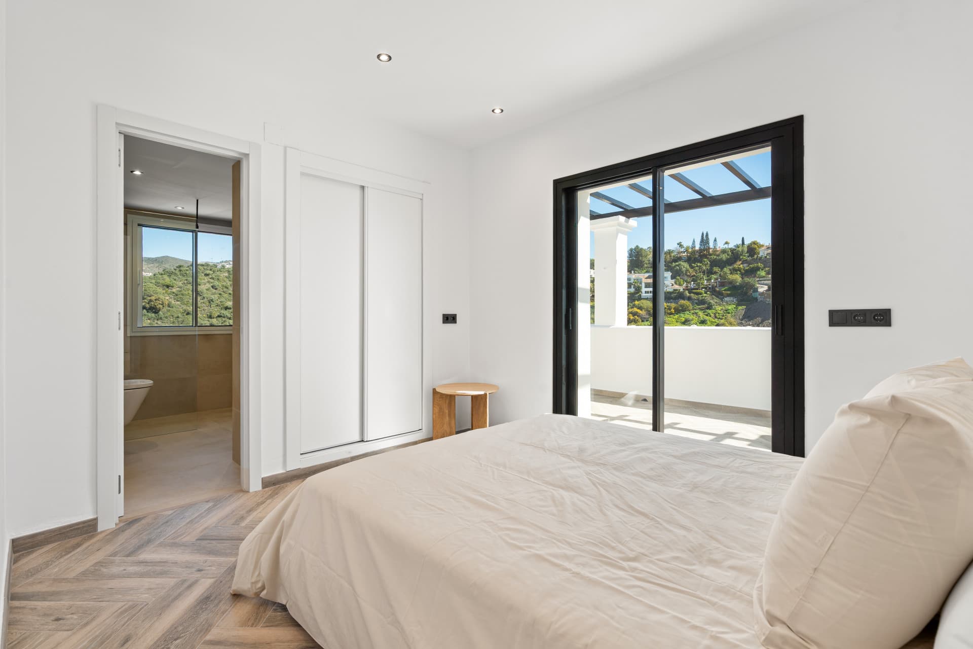 fully renovated penthouse in Los Arcos de La Quinta