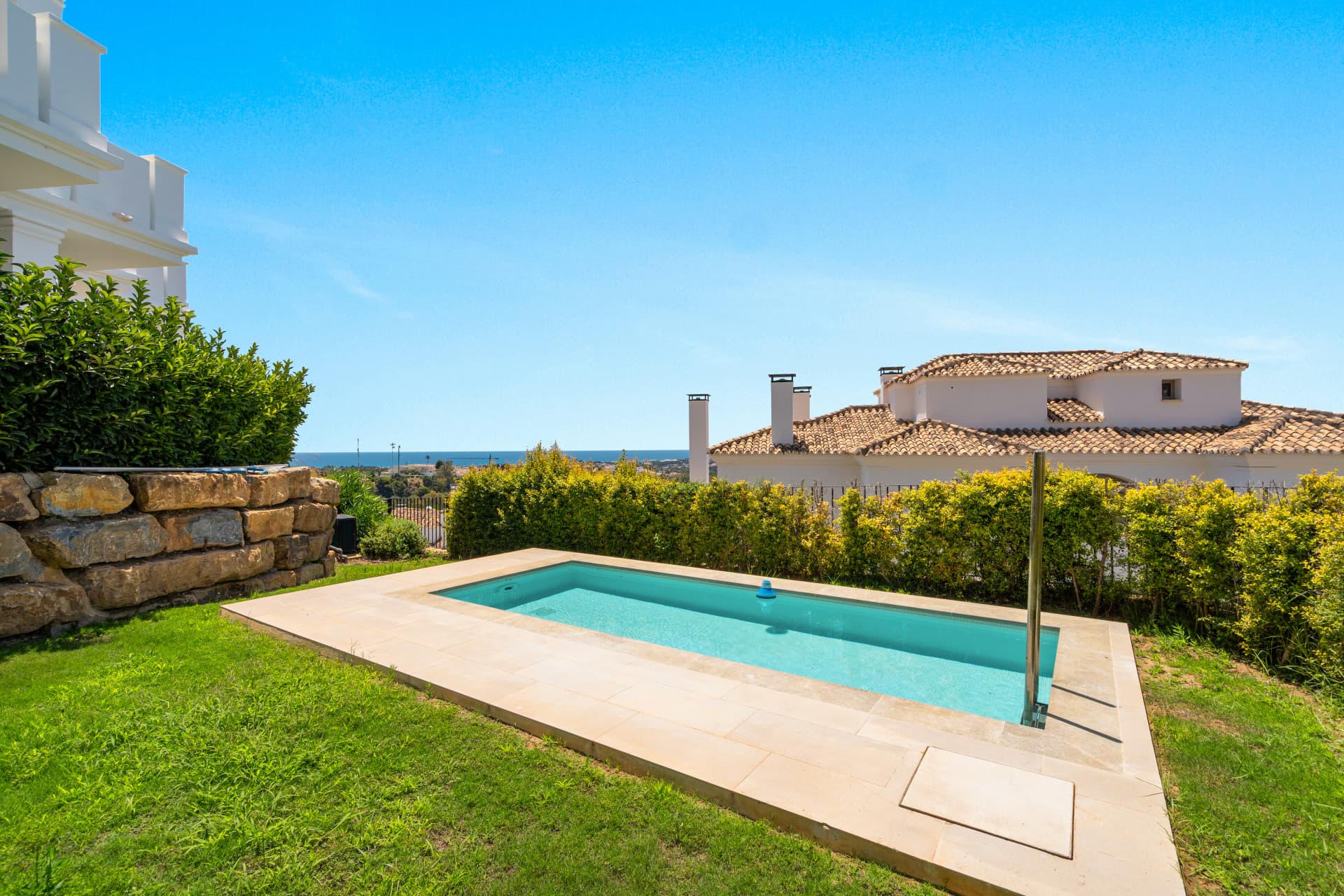 Exclusive Whole-Floor Residence with Private Pool | 9 Lions Residences, Nueva Andalucía