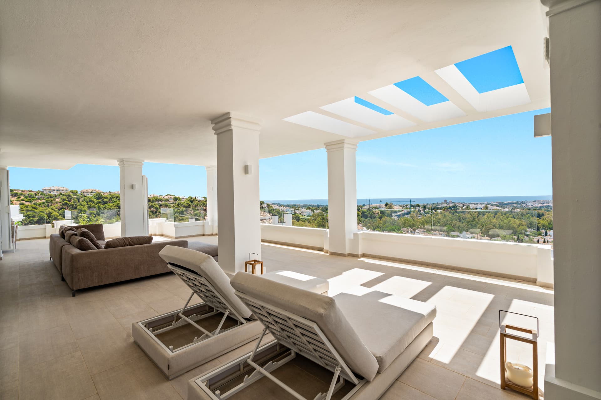 Exclusive Whole-Floor Residence with Private Pool | 9 Lions Residences, Nueva Andalucía