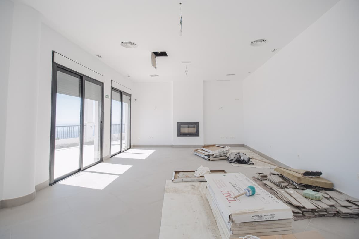 NEW BUILDING, GREAT INVESTMENT OPPORTUNITY Social Club authorized for sports and hotel use, spectacular location very cl