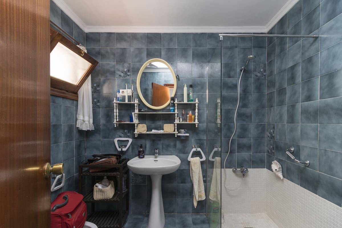 Detached villa on a plot of 1500 square meters, the house has 120 useful meters and has a private garden with a beautifu