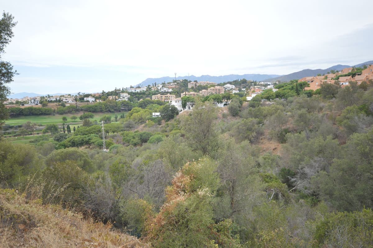 Plot next to the Santa María golf course, for a modern villa