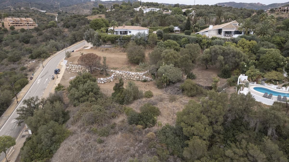 Plot next to the Santa María golf course, for a modern villa