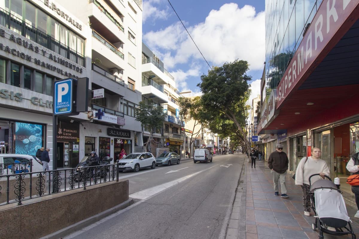 UNIQUE LOCATION IN THE HEART OF FUENGIROLA
