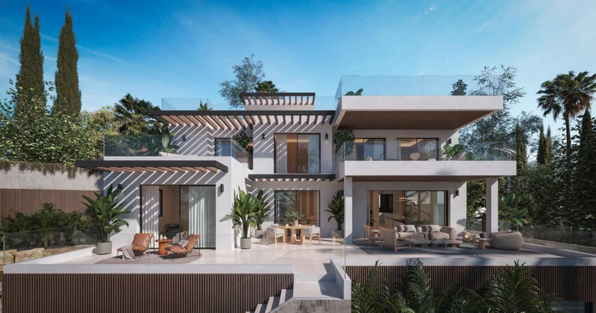Exclusive Plot with Project and License in Benalmádena – 1,441 m² for the Villa of Your Dreams Price: €700,000 (Plot + P