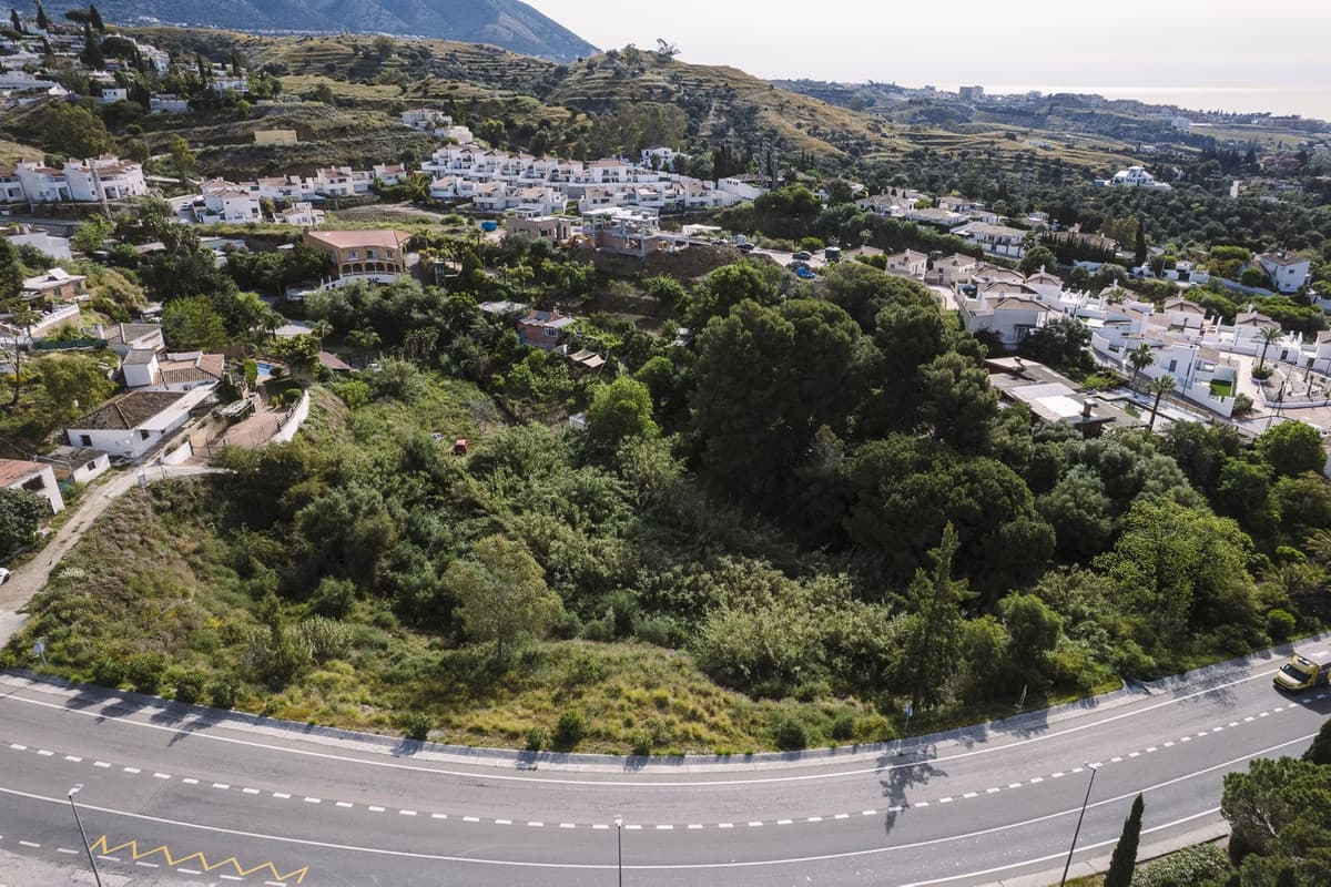 Plot for sale in Mijas