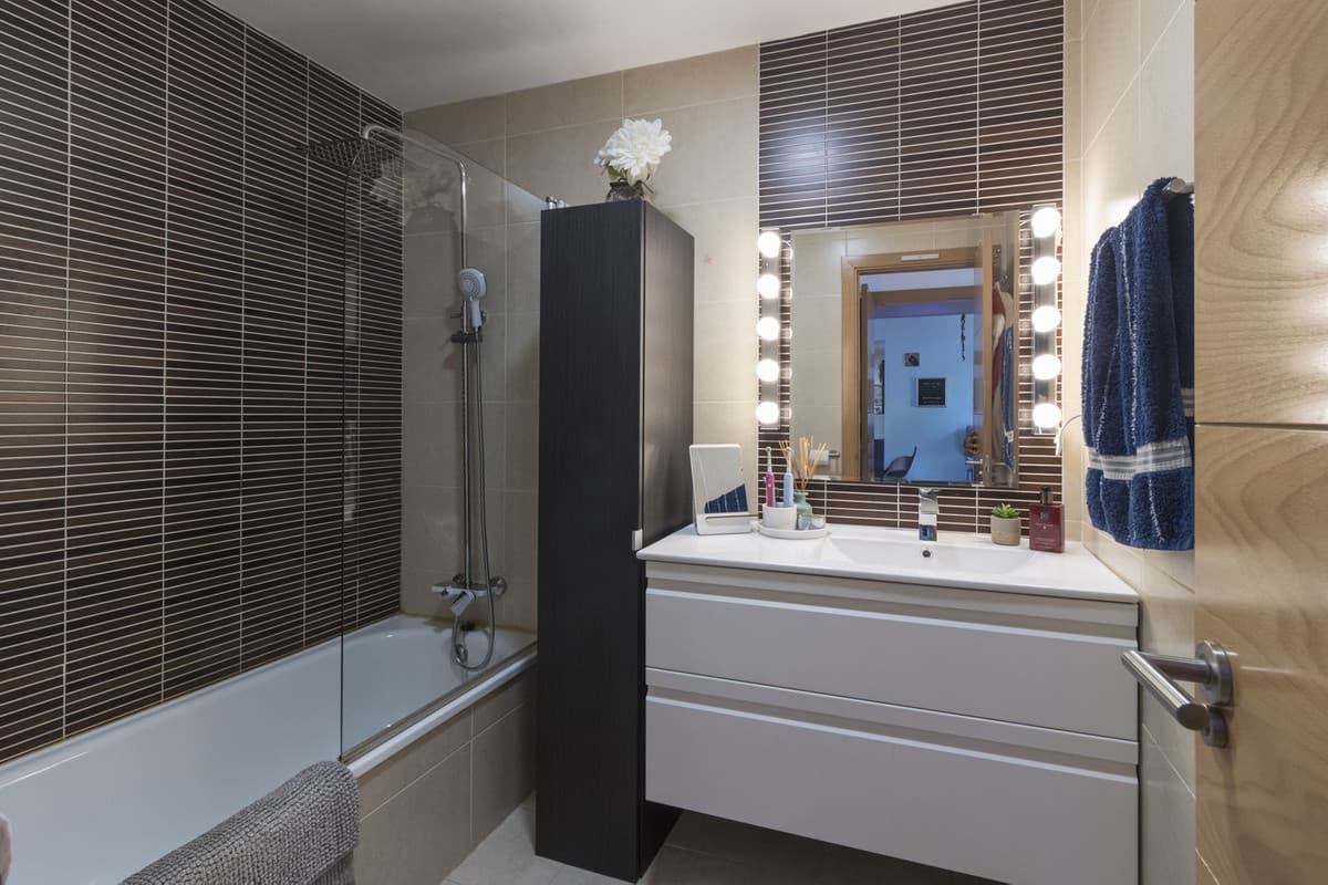 Beautiful 80-square-meter apartment for sale in a quiet gated community in Santangelo Norte