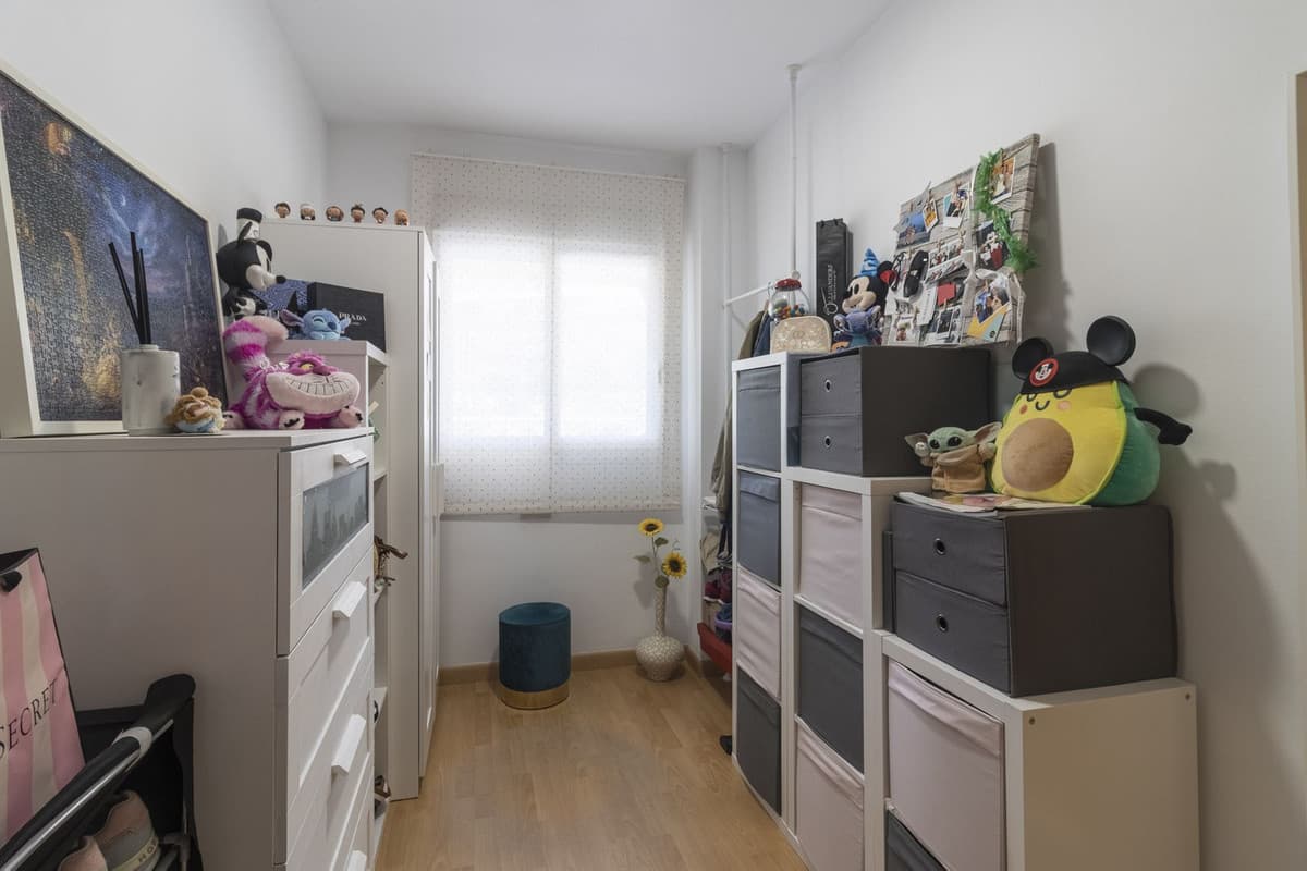 Beautiful 80-square-meter apartment for sale in a quiet gated community in Santangelo Norte