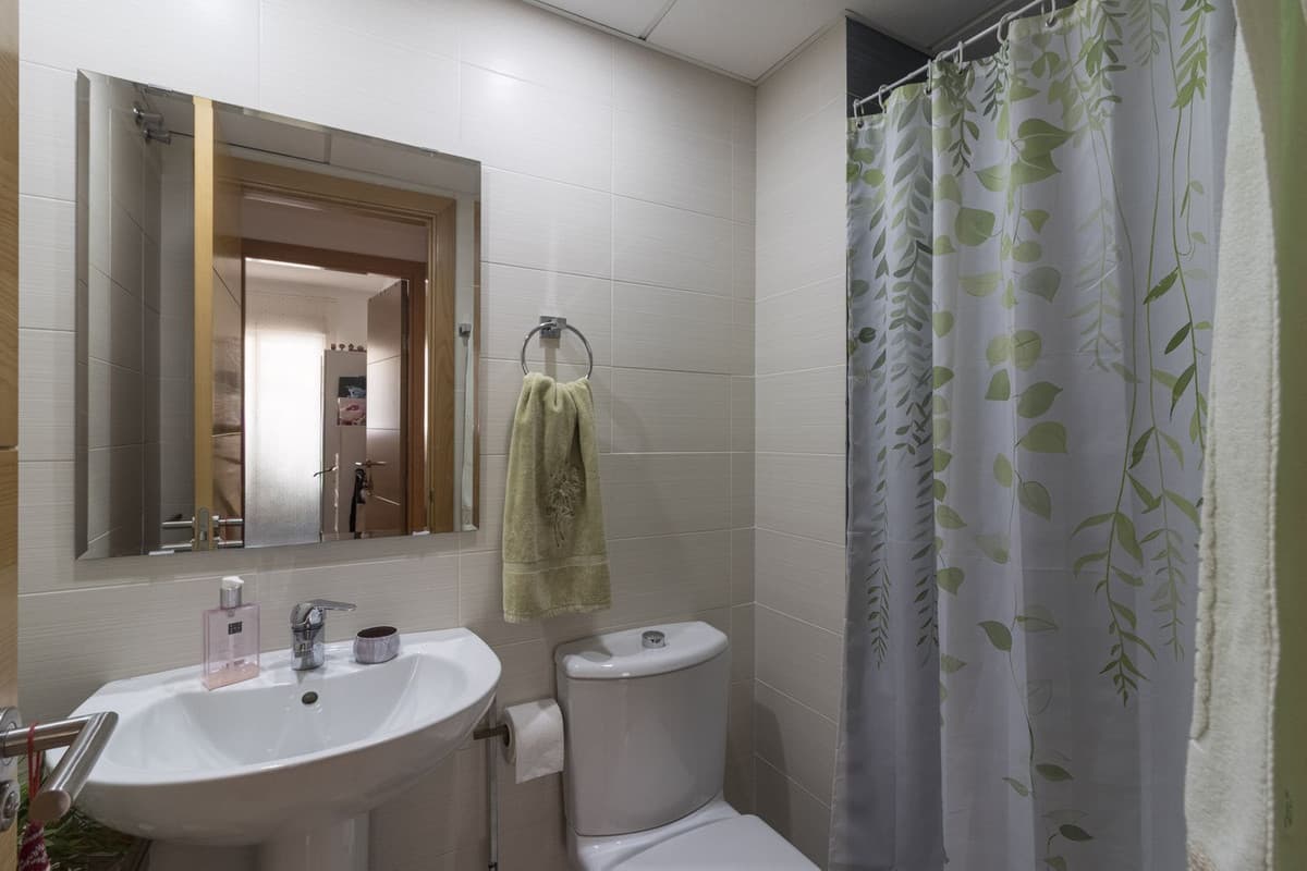 Beautiful 80-square-meter apartment for sale in a quiet gated community in Santangelo Norte