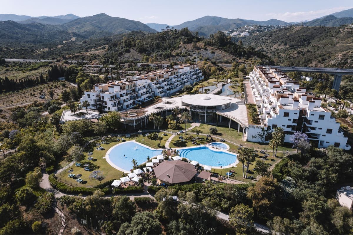 Beautiful duplex penthouse for sale in the Botanico Parque development in Estepona