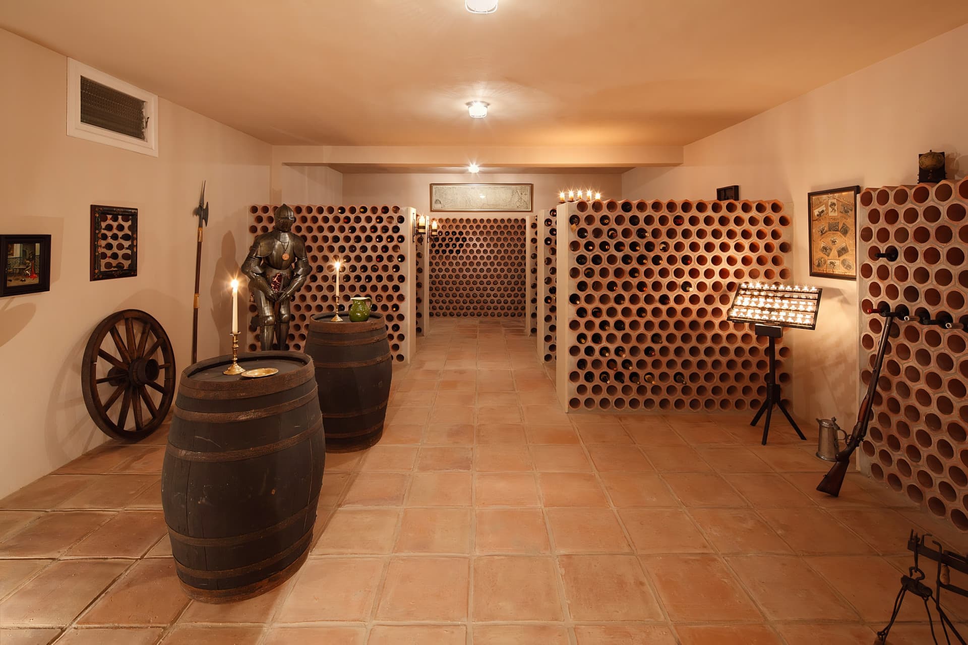 A Masterpiece of Elegance and Serenity Discover timeless elegance in this exceptional villa located in Río Real, one of