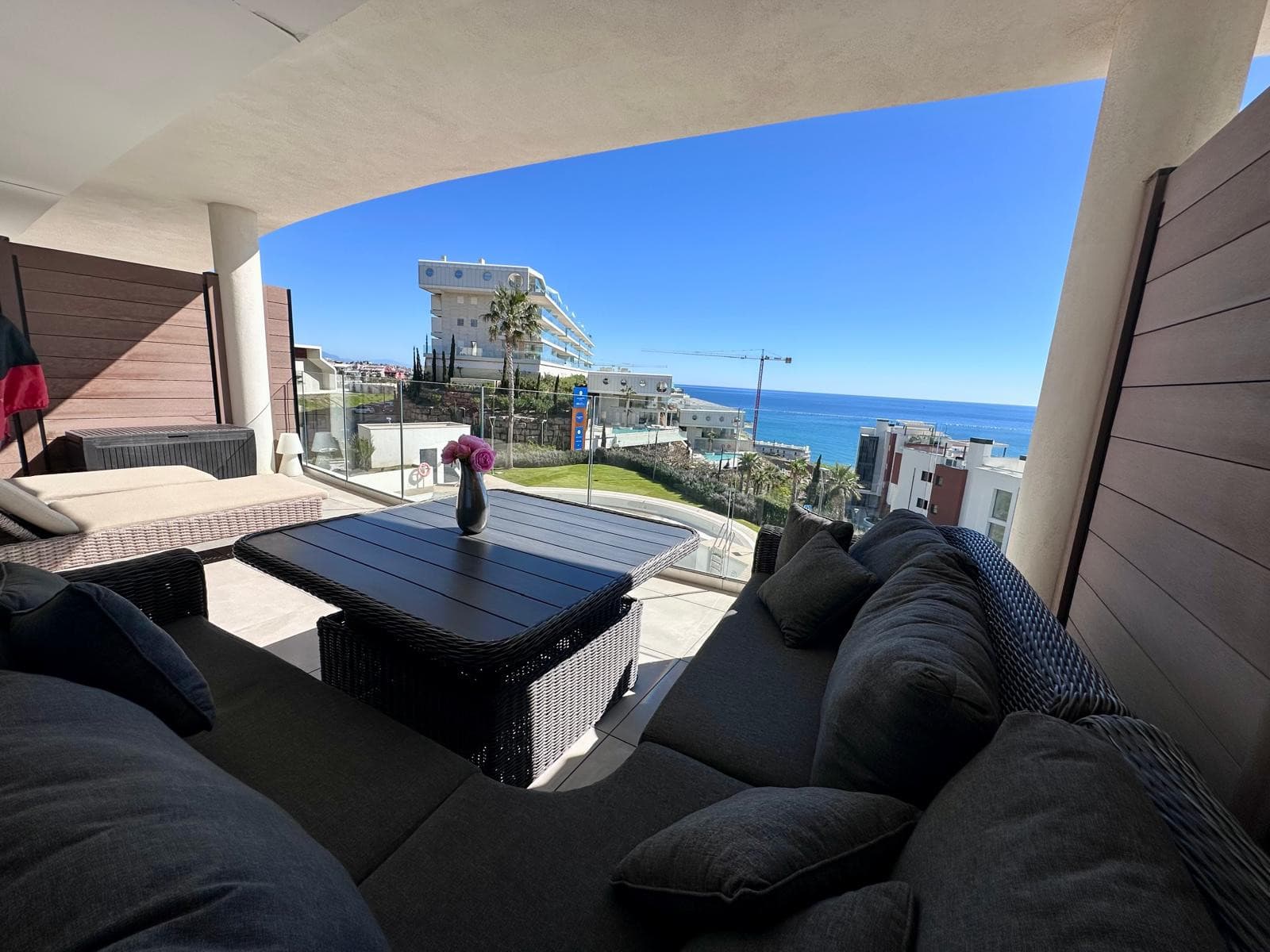 PANORAMIC SEA VIEWS - Magnificent apartment located in the Panorámica complex, a project developed by the prestigious co