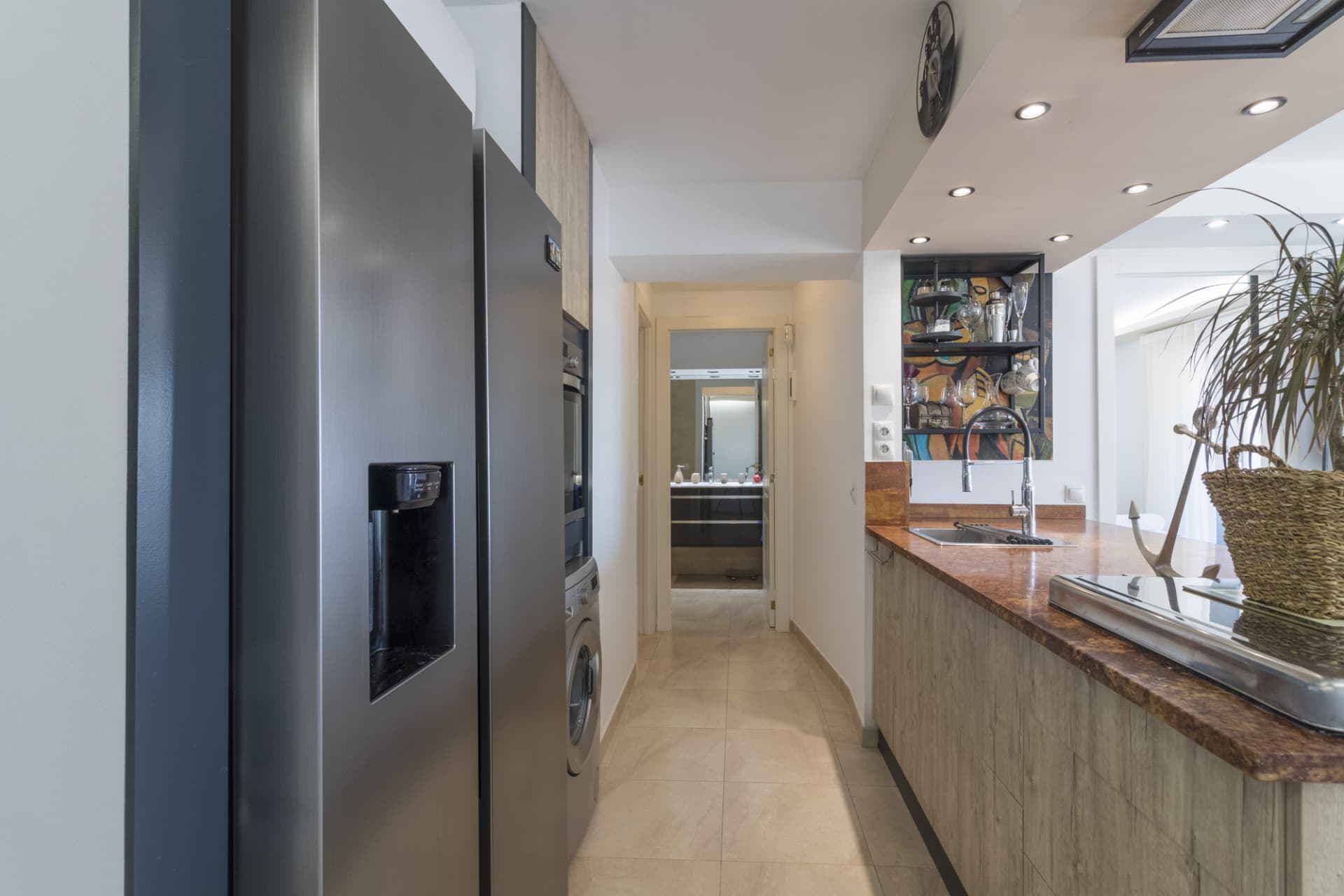 Wonderful apartment for sale, with an excellent location, sea views, surrounded by amenities, and just a few minutes' wa
