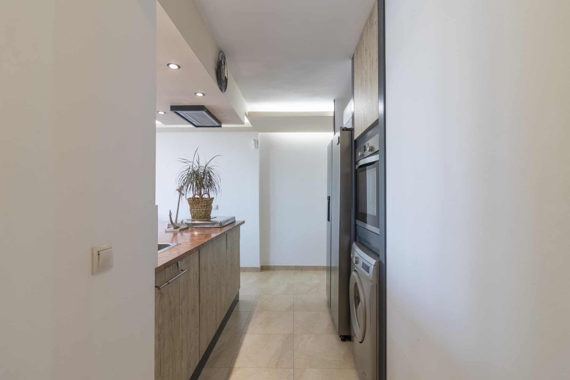 Wonderful apartment for sale, with an excellent location, sea views, surrounded by amenities, and just a few minutes' wa