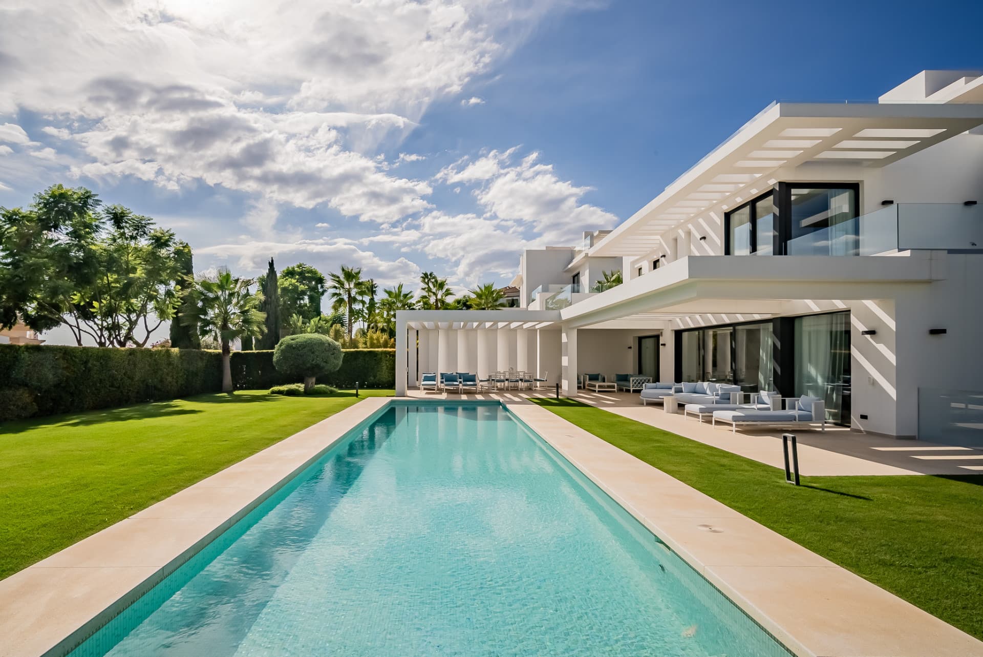 FLAMINGOS 26, CONTEMPORARY VILLA IN LOS FLAMINGOS, BENAHAVIS