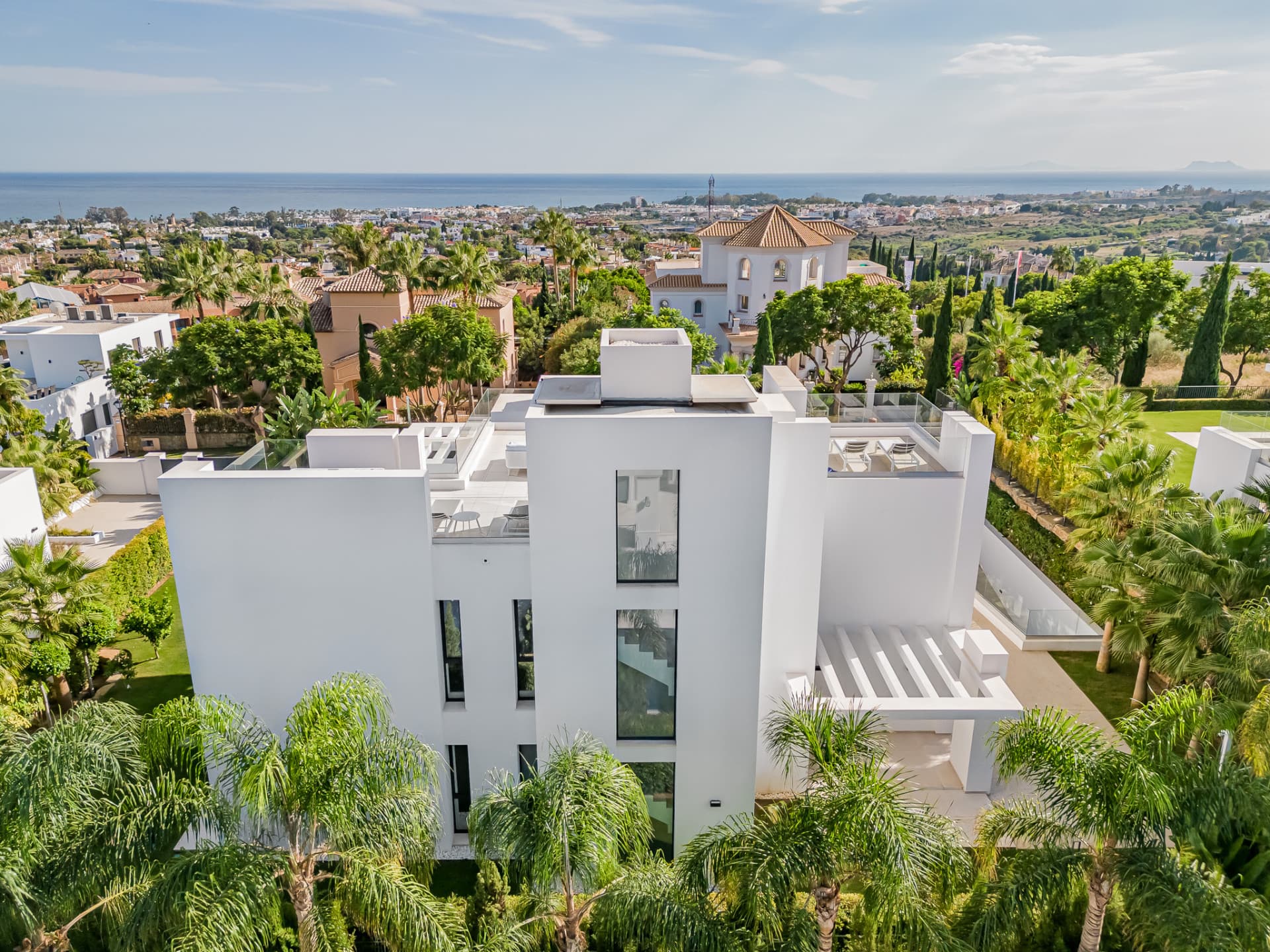 FLAMINGOS 26, CONTEMPORARY VILLA IN LOS FLAMINGOS, BENAHAVIS