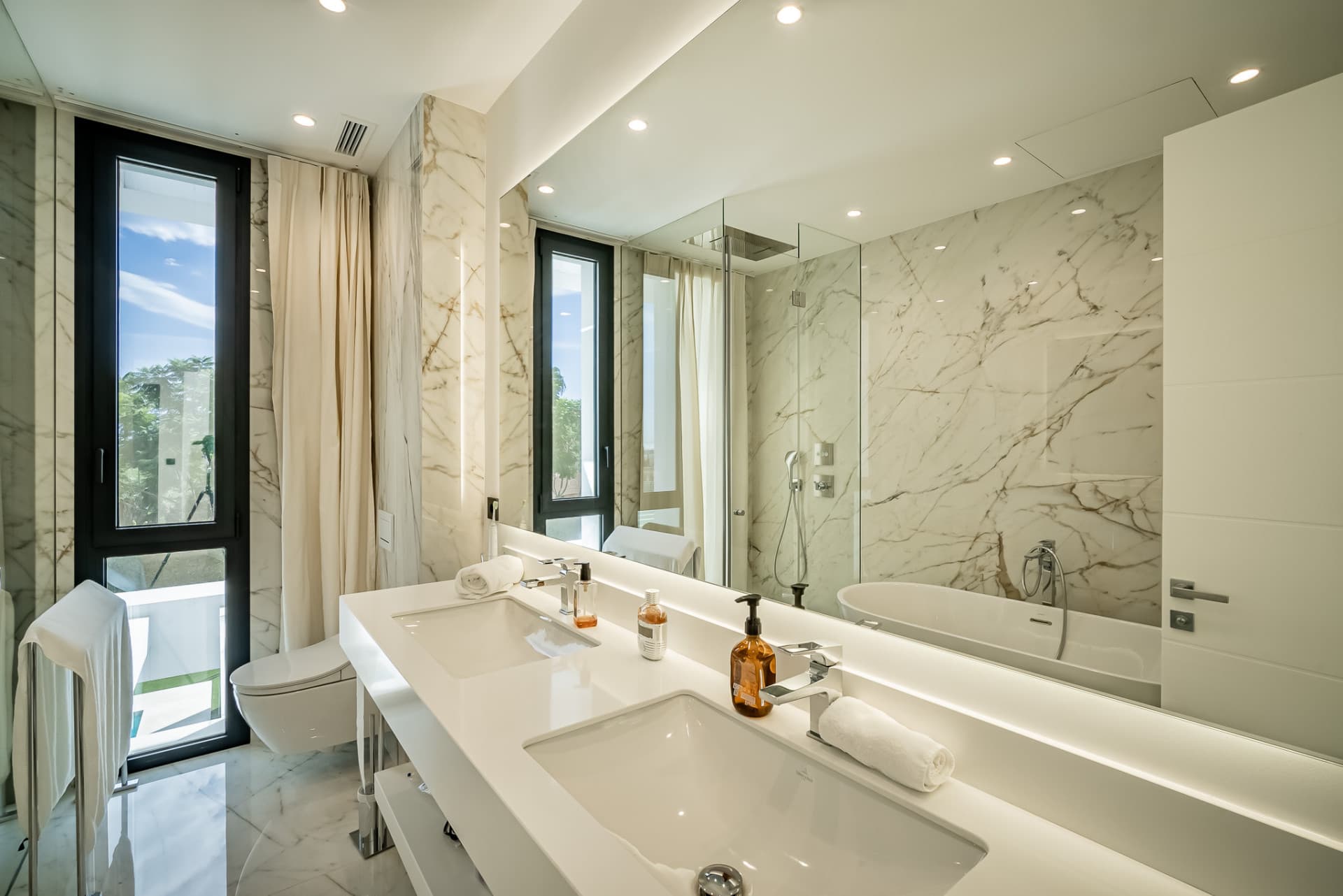 FLAMINGOS 26, CONTEMPORARY VILLA IN LOS FLAMINGOS, BENAHAVIS