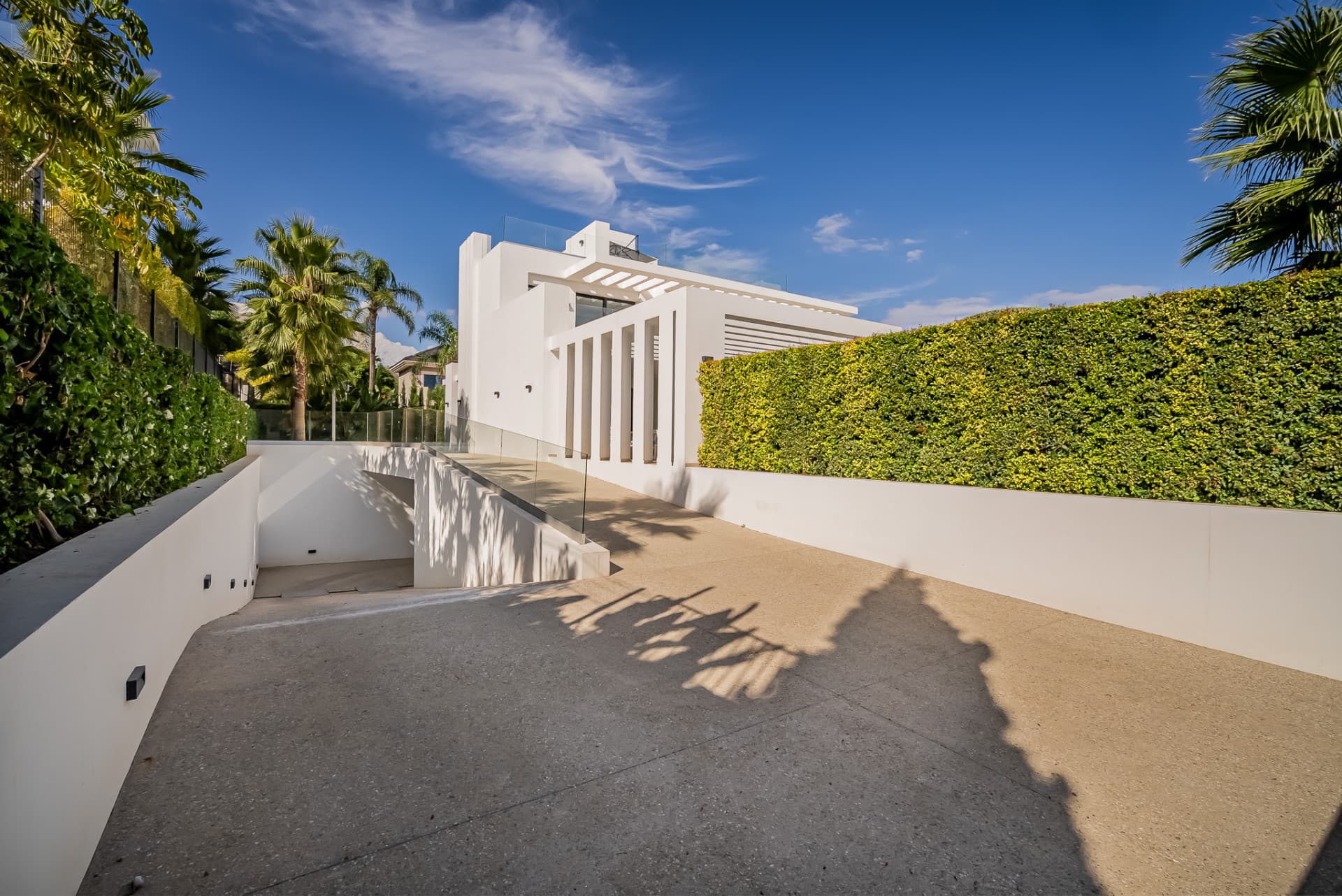 FLAMINGOS 26, CONTEMPORARY VILLA IN LOS FLAMINGOS, BENAHAVIS
