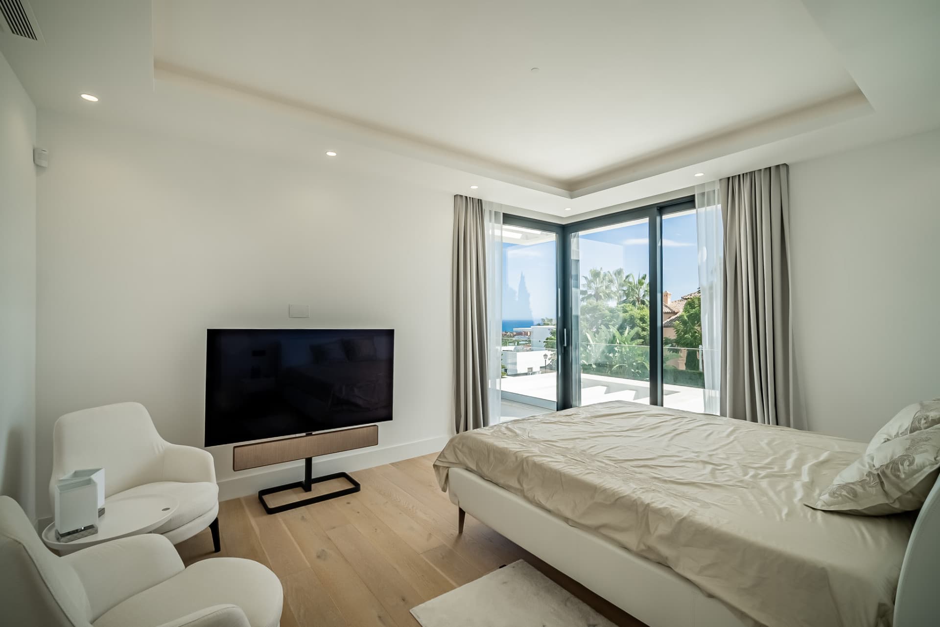 FLAMINGOS 26, CONTEMPORARY VILLA IN LOS FLAMINGOS, BENAHAVIS