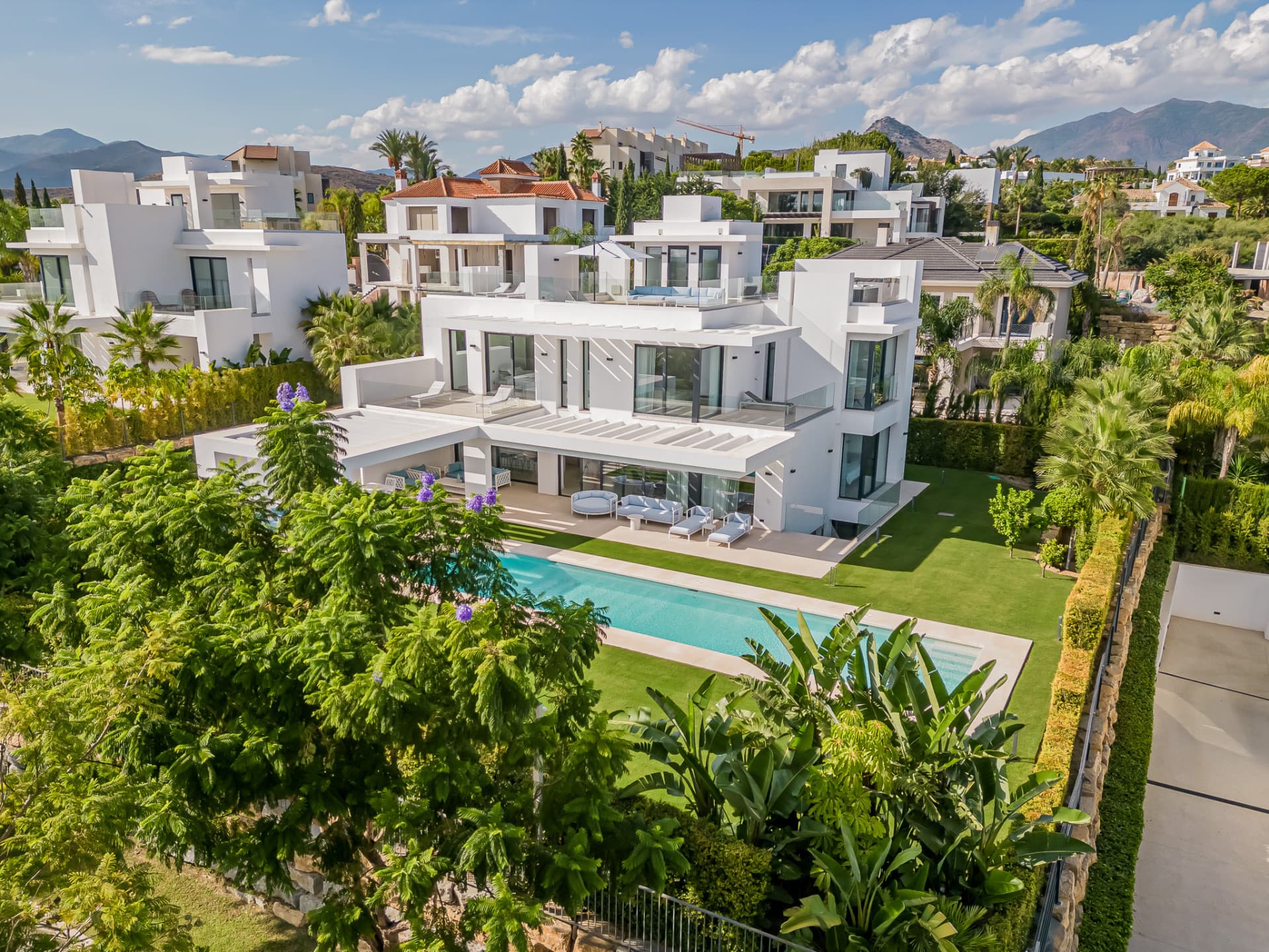 FLAMINGOS 26, CONTEMPORARY VILLA IN LOS FLAMINGOS, BENAHAVIS
