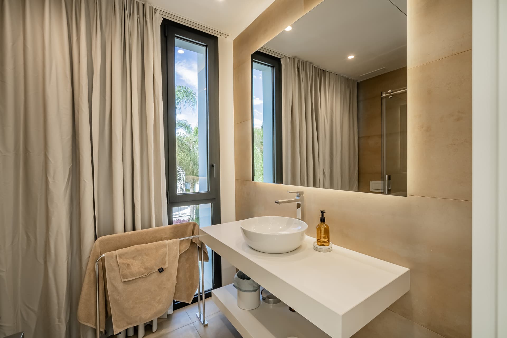 FLAMINGOS 26, CONTEMPORARY VILLA IN LOS FLAMINGOS, BENAHAVIS