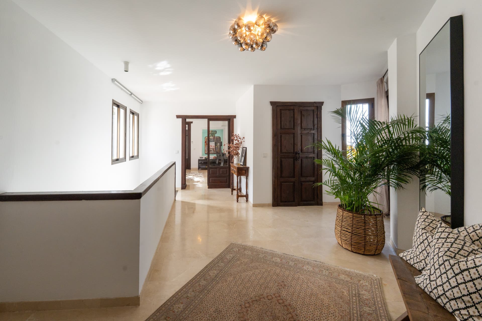 Splendor & Panoramic Views in La Sierrezuela Perched on the highest ridge of La Sierrezuela, this singular family villa