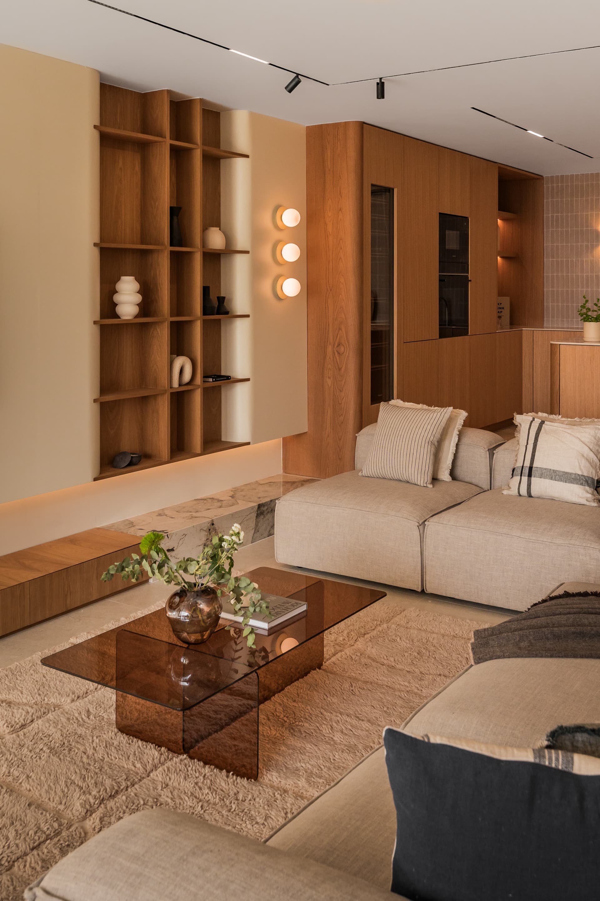 Totally renovated townhouse for sale in Aloha offers four bedrooms and three bathrooms within a peaceful, green resident