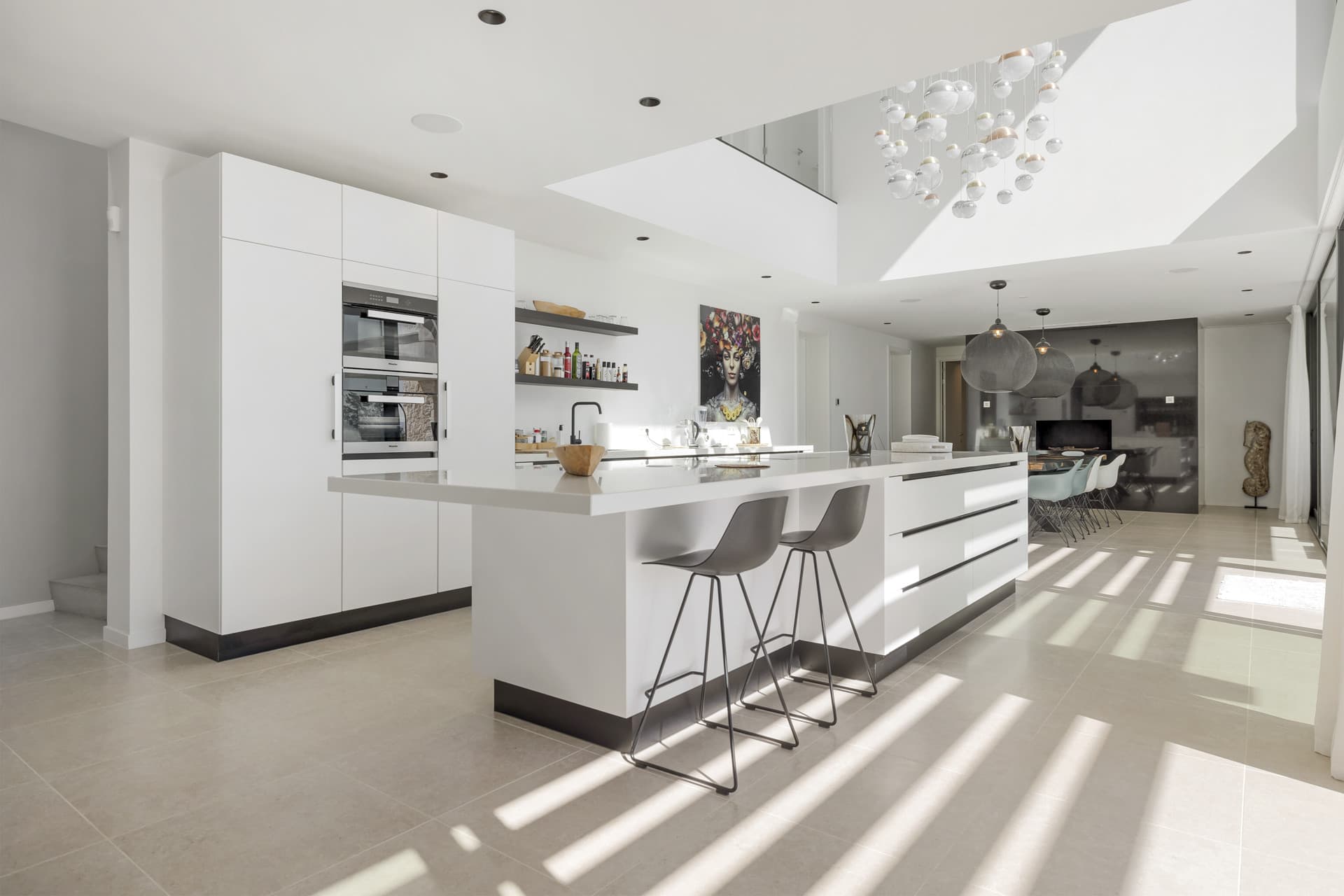 Villa Aqua is a newly built, luxury contemporary villa located in the highly sought-after urbanization of La Alquería, B