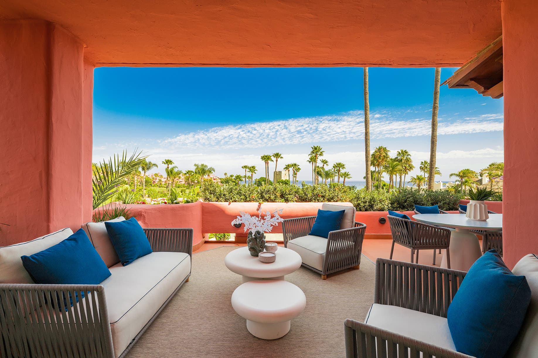Located in the exclusive beachfront community of Cabo Bermejo in Estepona, this beautifully renovated ground-floor apart