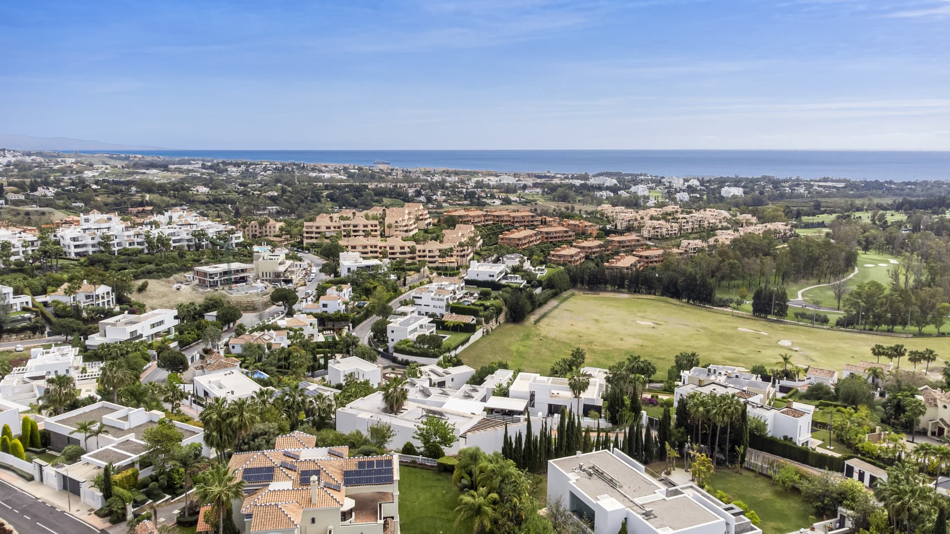 Sophisticated Villa With Panoramic Vistas and Lush Greenery Set in the prestigious enclave of La Alquería in Benahavís,