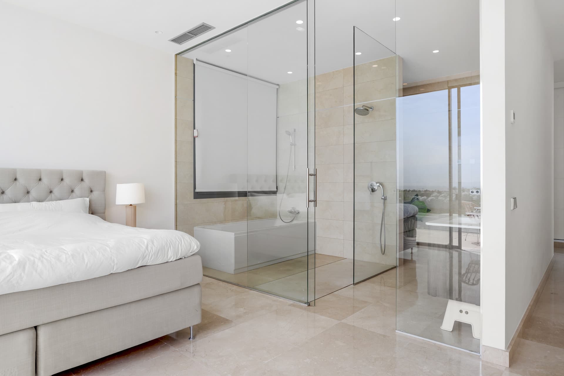 Sophisticated Villa With Panoramic Vistas and Lush Greenery Set in the prestigious enclave of La Alquería in Benahavís,