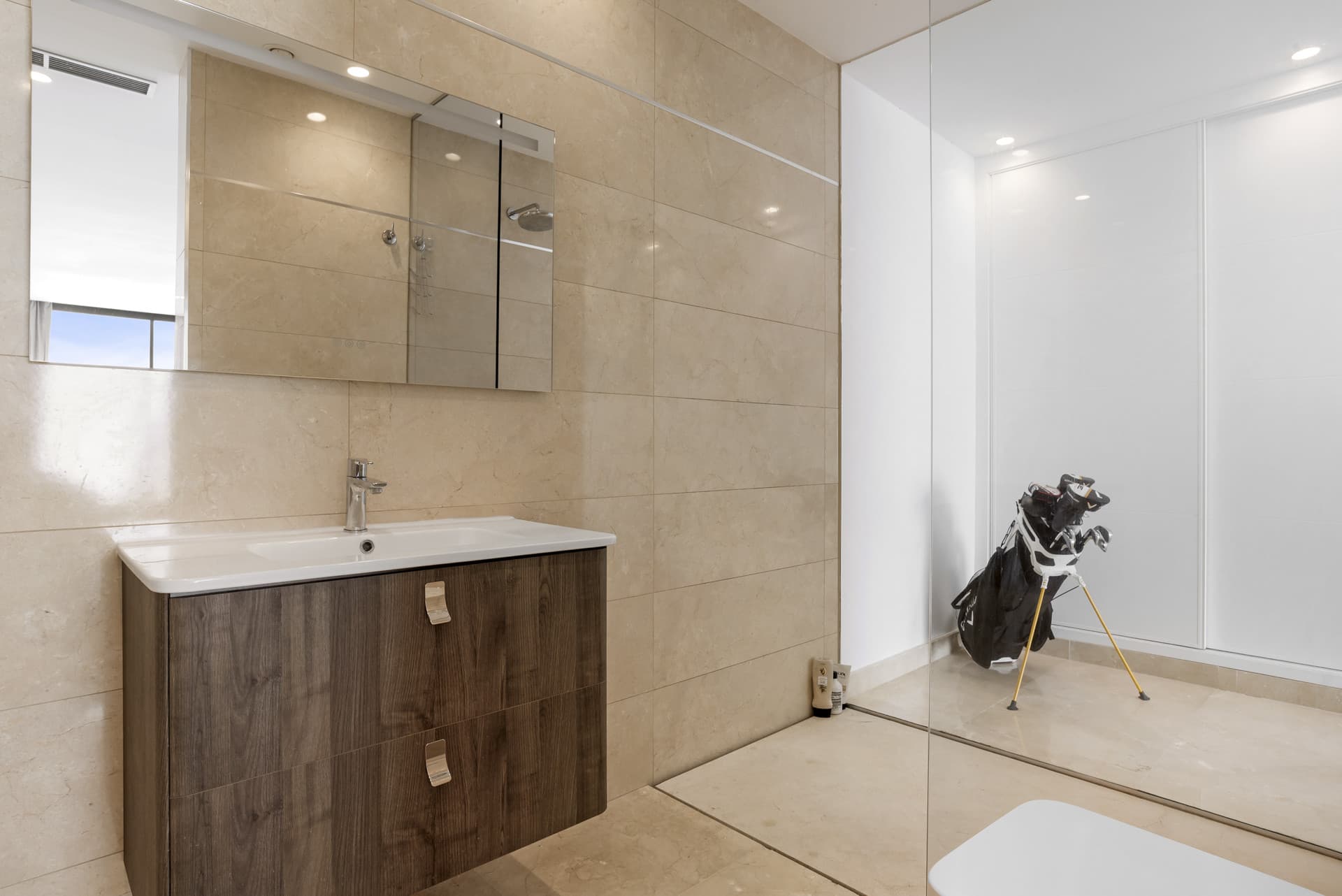 Sophisticated Villa With Panoramic Vistas and Lush Greenery Set in the prestigious enclave of La Alquería in Benahavís,